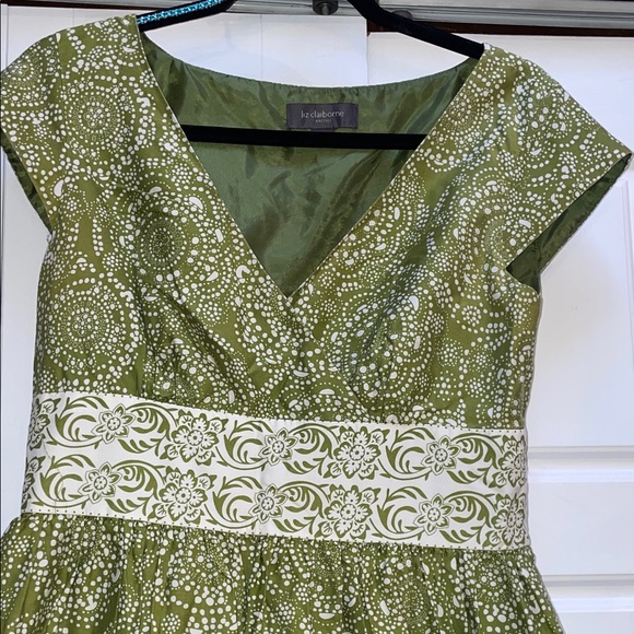 Liz Claiborne Green Patterned Midi Dress - Picture 2 of 10